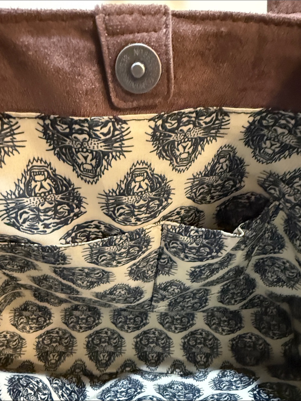 Ed Hardy NWT Brown Tote Bag with Patterned Lining 14”L x 12”H x 4.5”D - Picture 11 of 14
